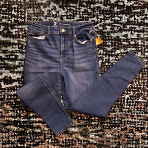 No Boundaries Dark Blue Jeans size 9